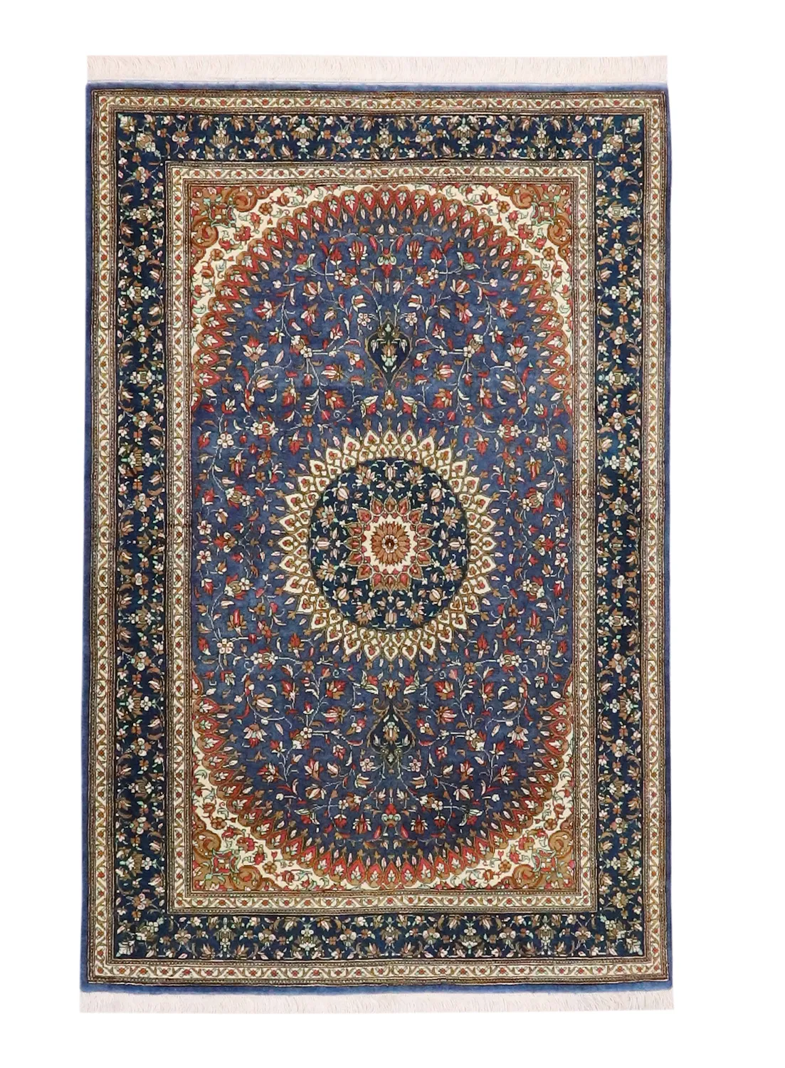 rent silke teppe qom kode 2119